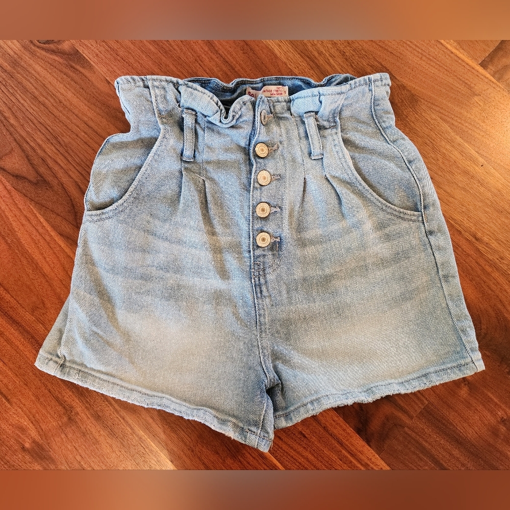 SO High-Rise Vintage Stretch Mom Denim Shorts